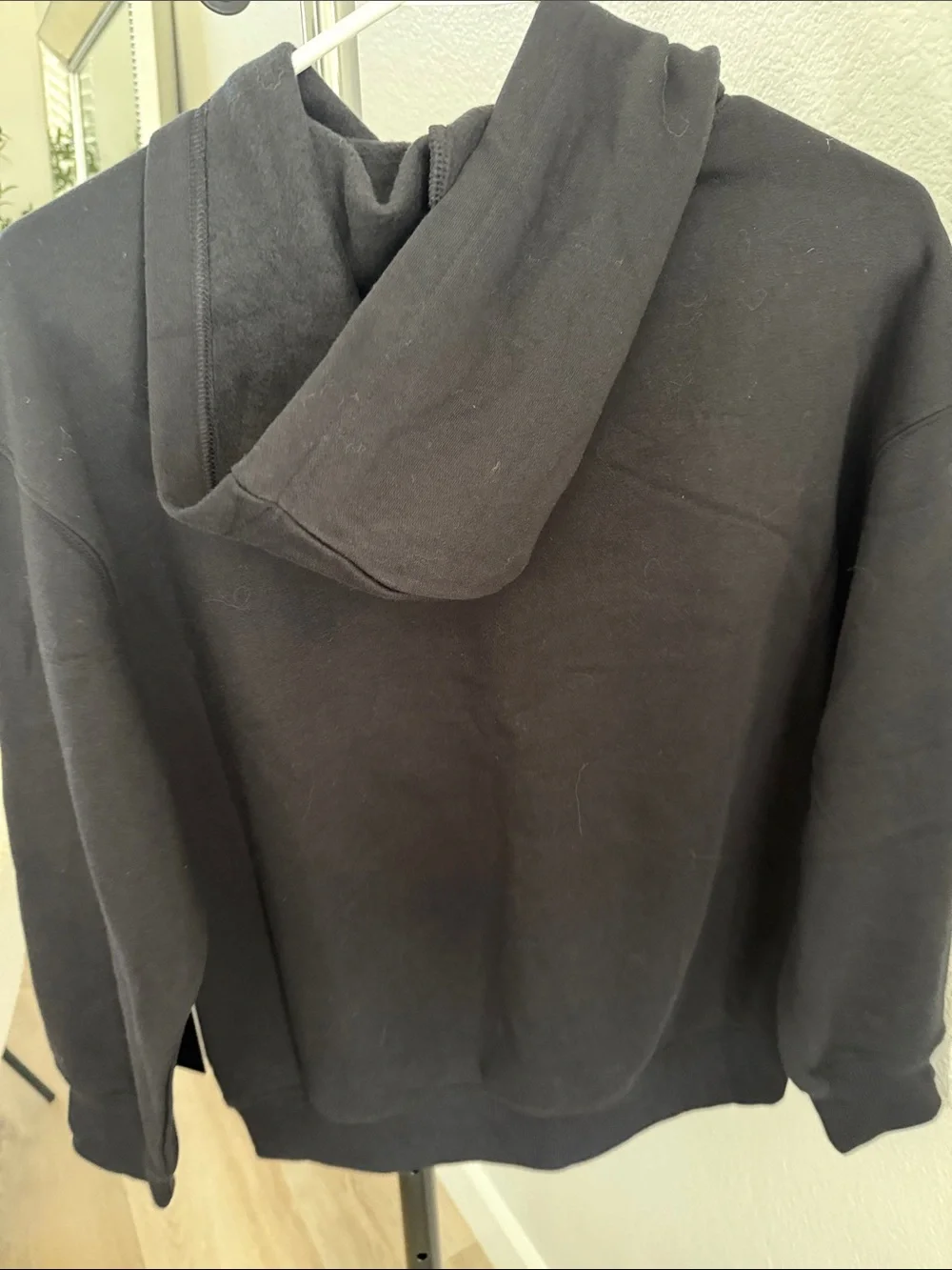 Old Navy black pullover